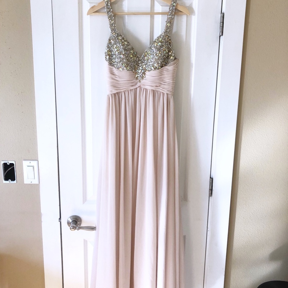 champagne prom dress sparkly